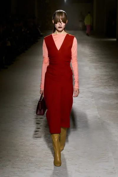 Look 24